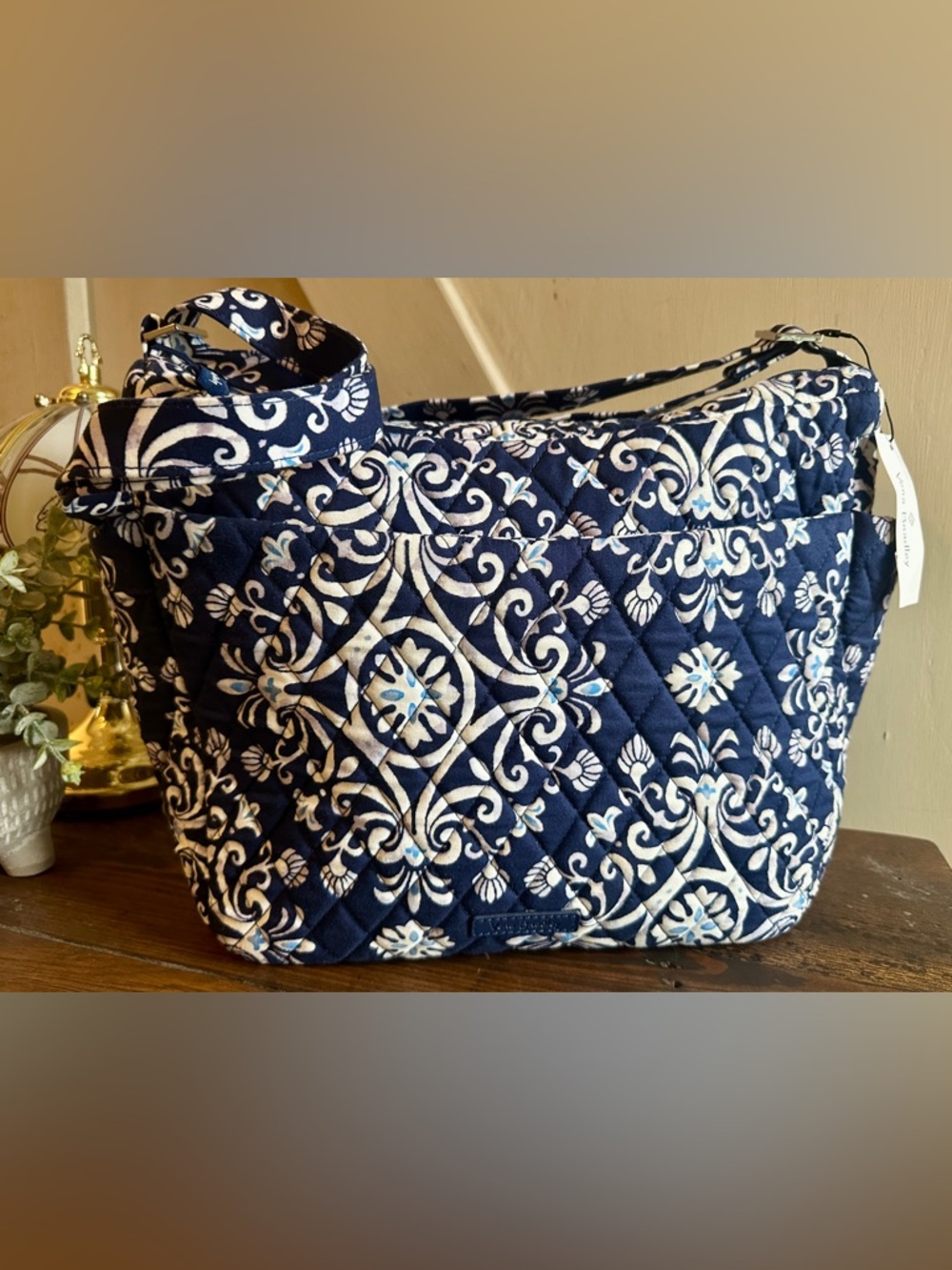 Vera Bradley Large On the Go Crossbody – Steel Blue Medallion (NWT) - Picture 2 of 11